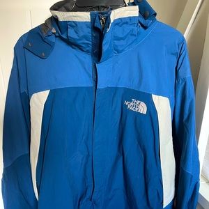The North Face Men’s Jacket Medium